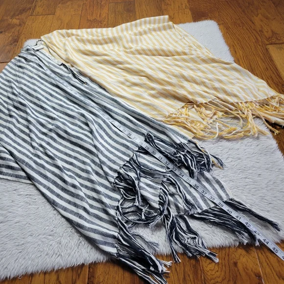 Escvdo Peru Wrap Shawl Women's OS One Size Fringe Striped Yellow Ivory - Picture 6 of 6